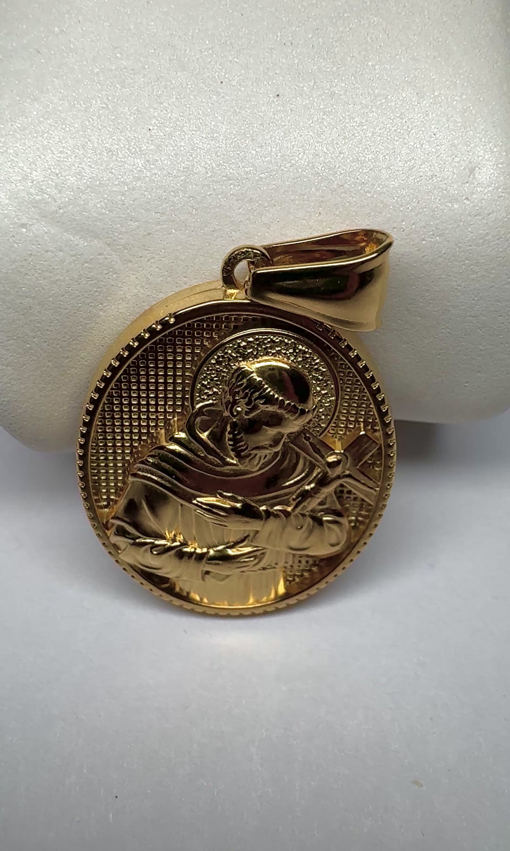 Dije San Francisco de Asis